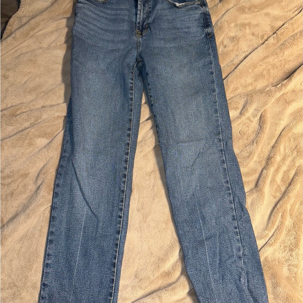 Kensie Blue Straight Leg Jeans with Subtle Fading
